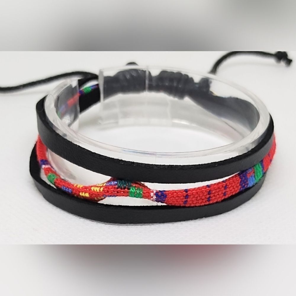 Men's‎ leather bracelet layered black new e49
